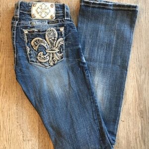 Miss Me Jeans.  Cute design on back pockets. 26